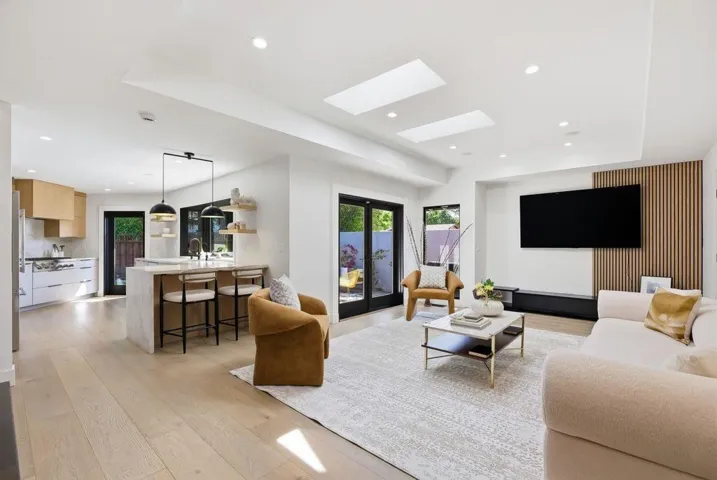 845 Pollard Road, Los Gatos, California 95032