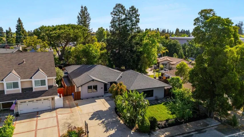 845 Pollard Road, Los Gatos, California 95032