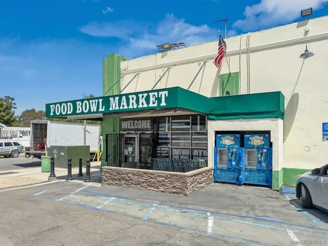 1641 31st, San Diego, California 92102