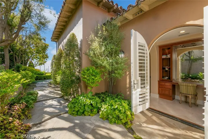 31 Overlook, Newport Coast, California 92657