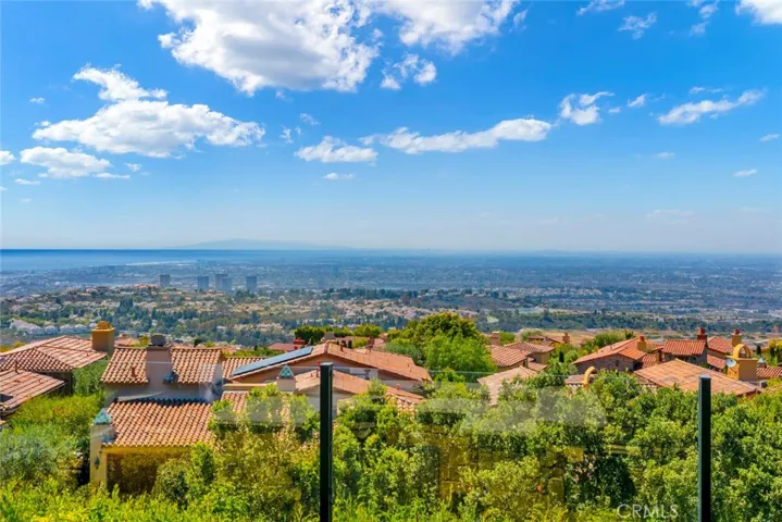 31 Overlook, Newport Coast, California 92657