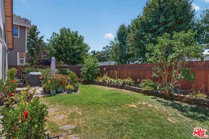 930 Bartlett Place, Windsor, California 95492