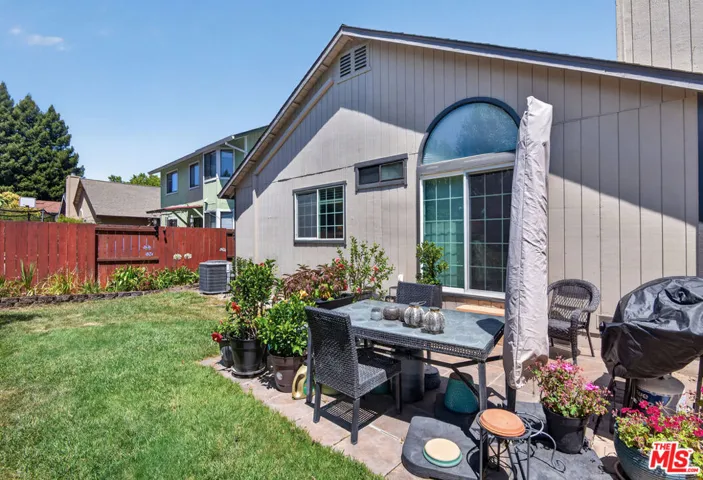 930 Bartlett Place, Windsor, California 95492