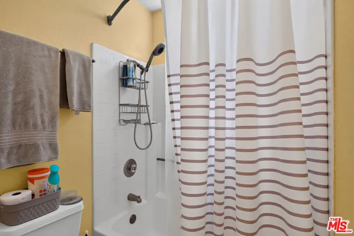 930 Bartlett Place, Windsor, California 95492
