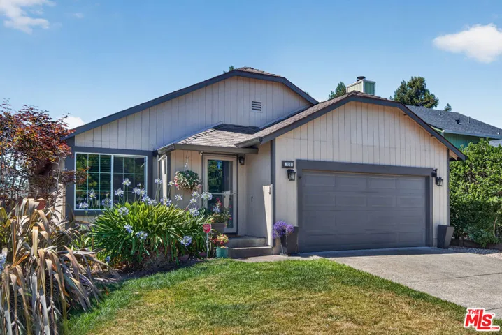 930 Bartlett Place, Windsor, California 95492