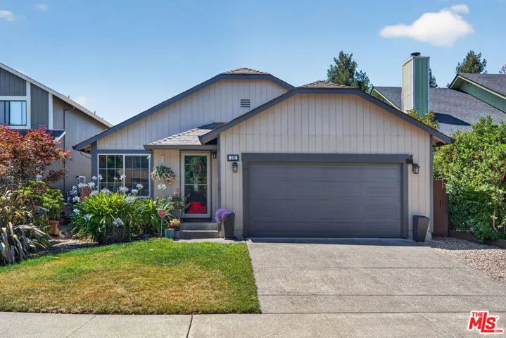 930 Bartlett Place, Windsor, California 95492