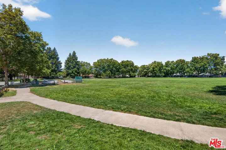 930 Bartlett Place, Windsor, California 95492