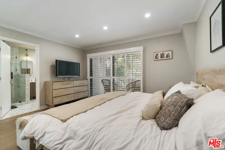 648 Wilcox Avenue, Los Angeles, California 90004