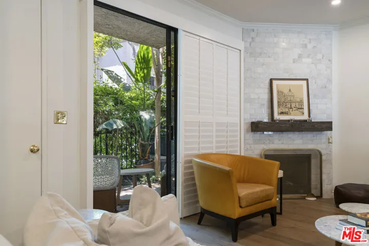 648 Wilcox Avenue, Los Angeles, California 90004