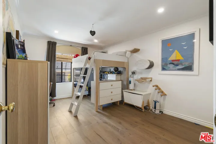 648 Wilcox Avenue, Los Angeles, California 90004