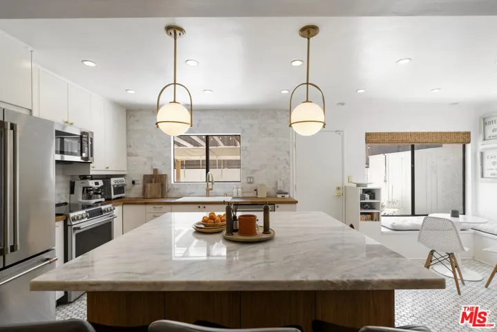 648 Wilcox Avenue, Los Angeles, California 90004