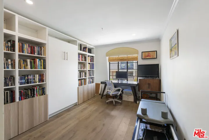 648 Wilcox Avenue, Los Angeles, California 90004