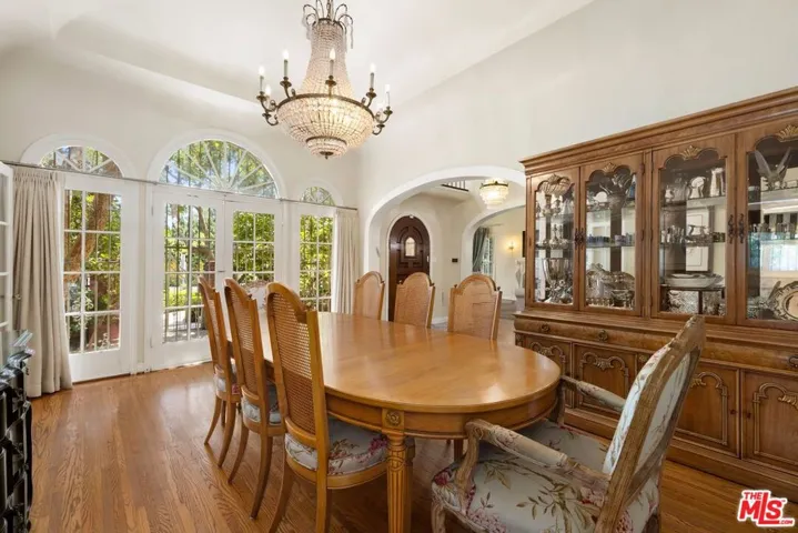 187 N Citrus Avenue, Los Angeles, California 90036