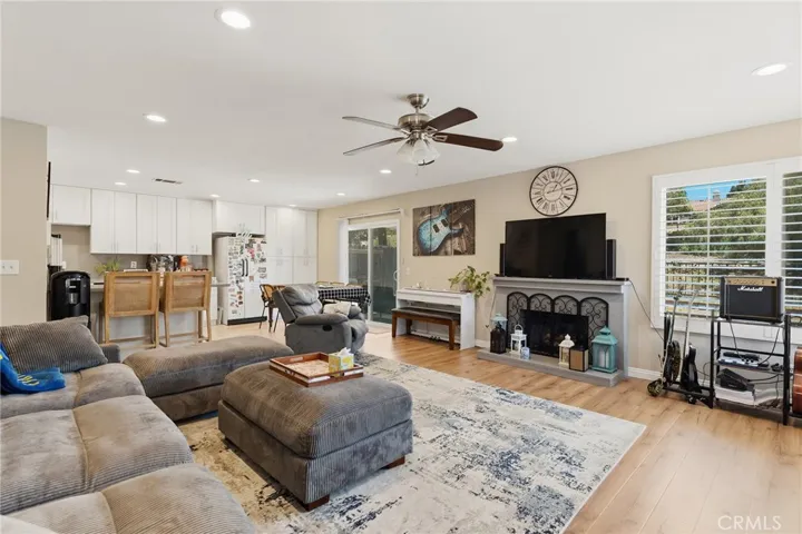 5259 Creekside Rd, Camarillo, California 93012