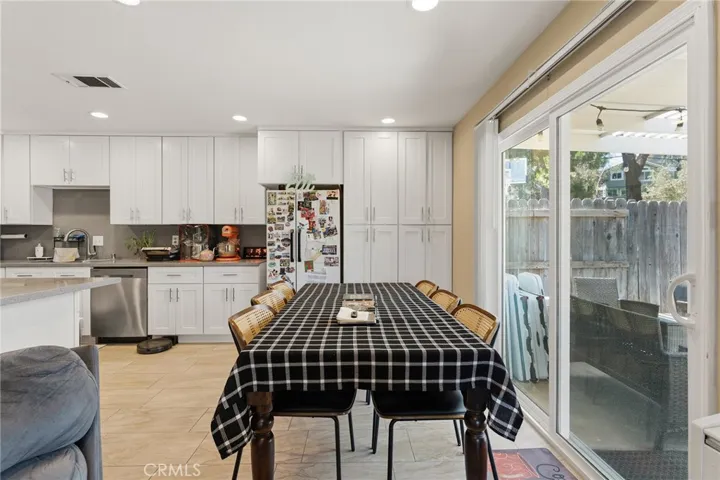5259 Creekside Rd, Camarillo, California 93012