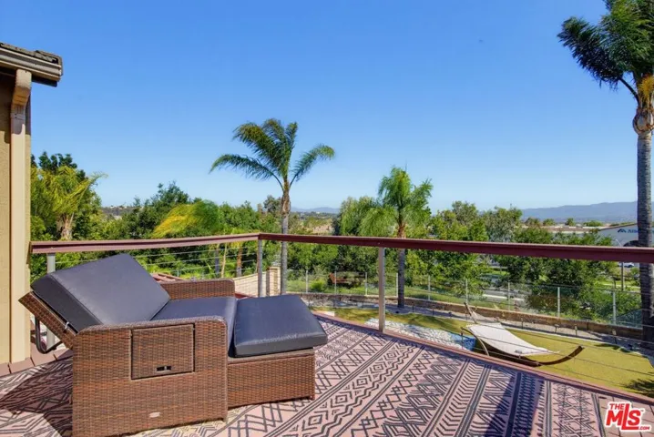 28937 Mirada Circulo, Valencia, California 91354