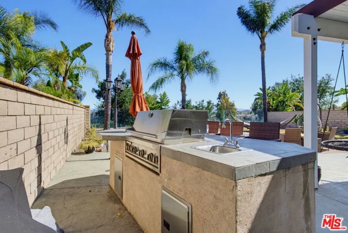 28937 Mirada Circulo, Valencia, California 91354