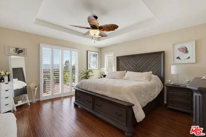 28937 Mirada Circulo, Valencia, California 91354