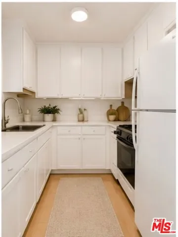 9005 Cynthia Street 413, West Hollywood, California 90069