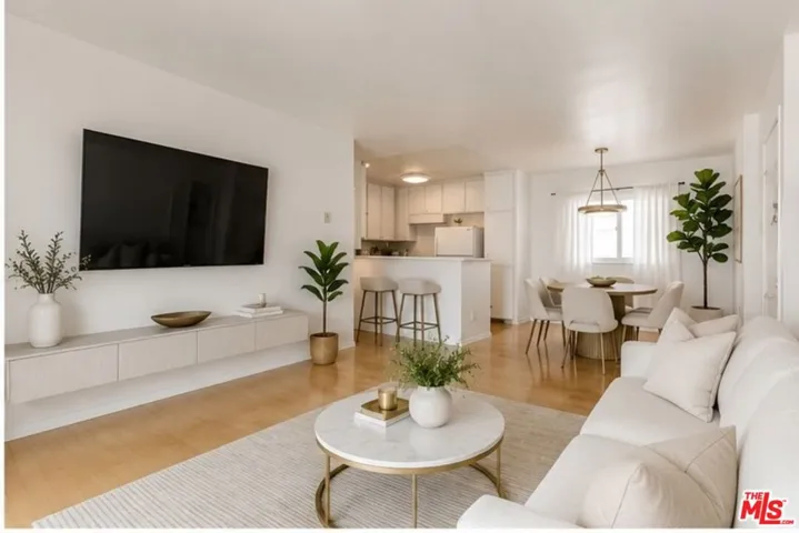 9005 Cynthia Street 413, West Hollywood, California 90069