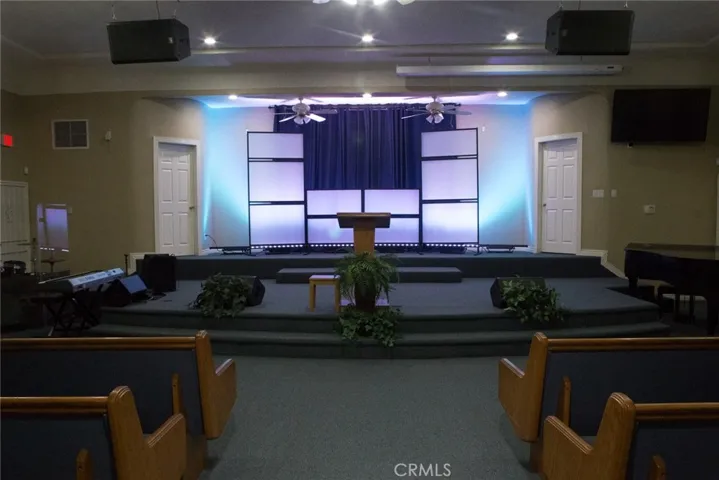 1226 W Compton, Compton, California 90220