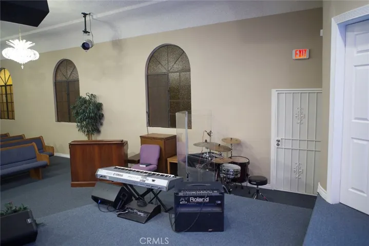 1226 W Compton, Compton, California 90220