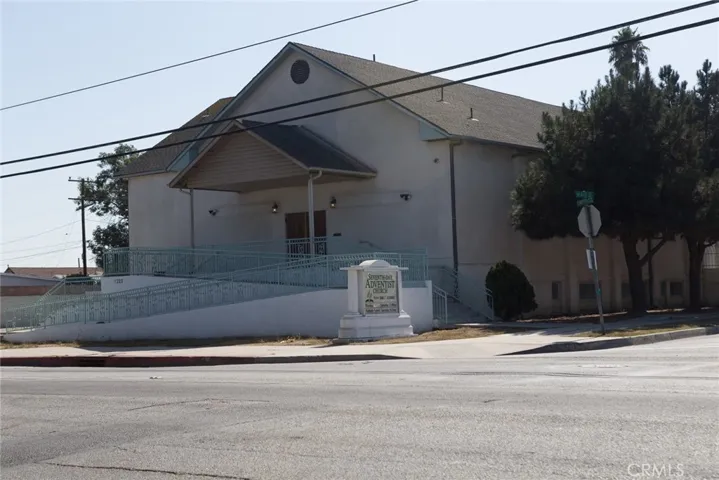 1226 W Compton, Compton, California 90220