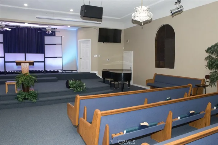 1226 W Compton, Compton, California 90220
