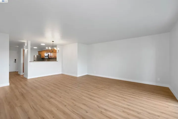 27949 Thornton Ct 1b, Hayward, California 94544