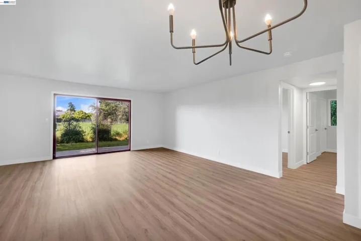 27949 Thornton Ct 1b, Hayward, California 94544