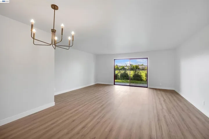 27949 Thornton Ct 1b, Hayward, California 94544