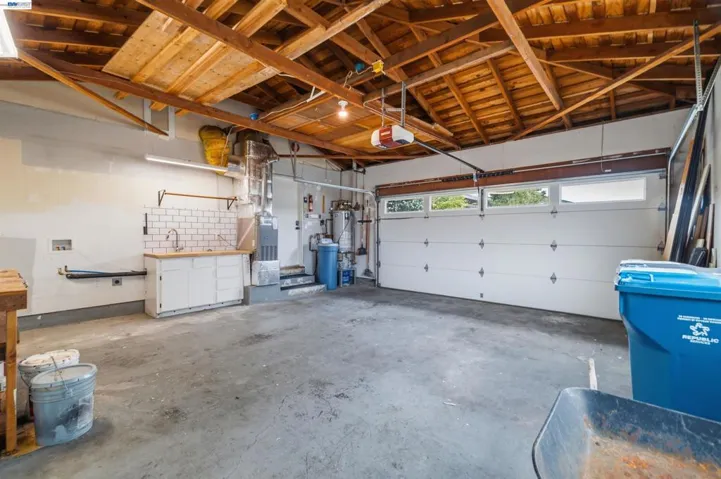 739 Bellarmine Dr, Salinas, California 93901
