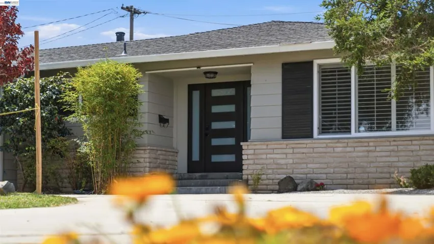 739 Bellarmine Dr, Salinas, California 93901