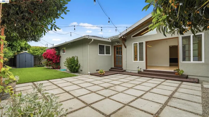 739 Bellarmine Dr, Salinas, California 93901