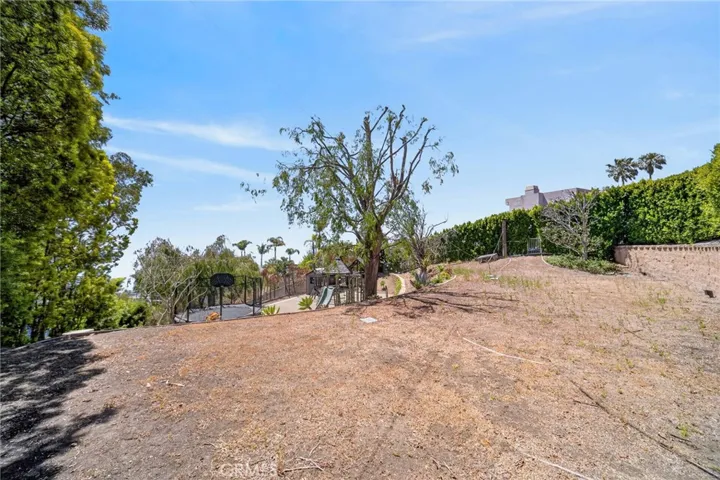 719 Davis Way, Laguna Beach, California 92651