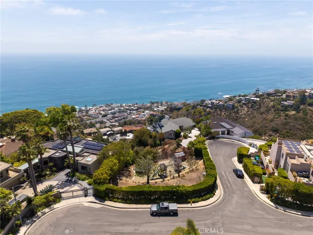 719 Davis Way, Laguna Beach, California 92651