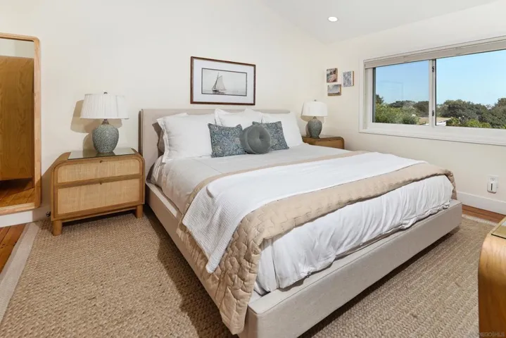 2207 Caminito Cabala, La Jolla, California 92037