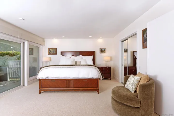 2207 Caminito Cabala, La Jolla, California 92037