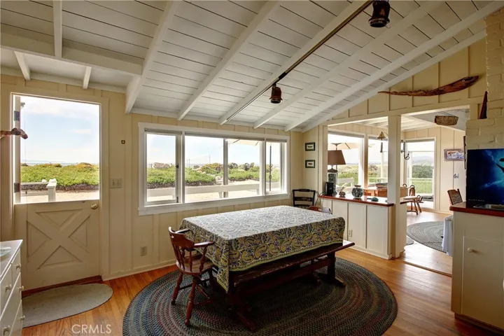 539 Sand Point, Carpinteria, California 93013