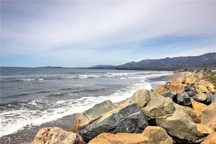 539 Sand Point, Carpinteria, California 93013