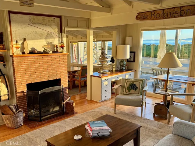 539 Sand Point, Carpinteria, California 93013