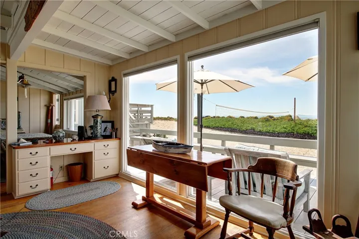 539 Sand Point, Carpinteria, California 93013