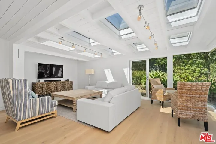 29260 Sea Lion Place, Malibu, California 90265