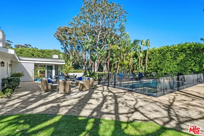 29260 Sea Lion Place, Malibu, California 90265
