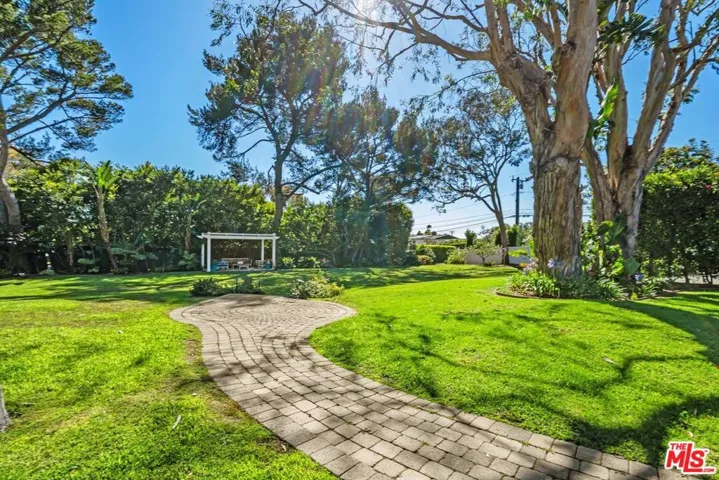 29260 Sea Lion Place, Malibu, California 90265