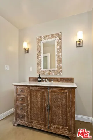 29260 Sea Lion Place, Malibu, California 90265