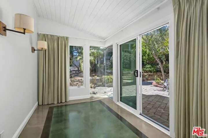 29260 Sea Lion Place, Malibu, California 90265