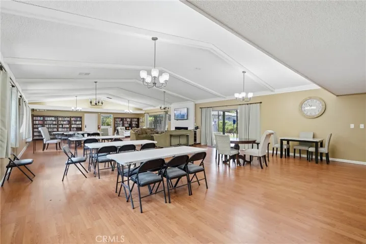 Sea Oaks Community -Library