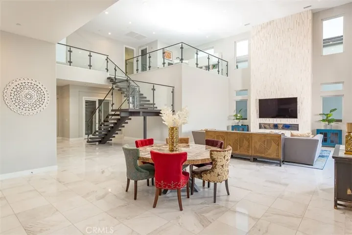 11527 N Darcy, Porter Ranch, California 91326 — photo 5