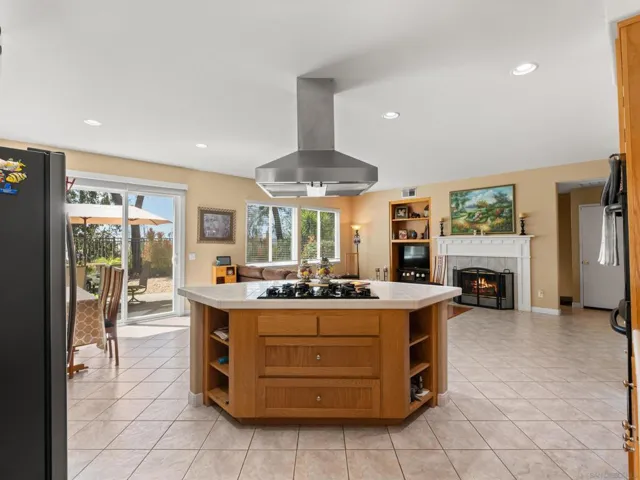 121426 Ash Creek Place, San Diego, California 92131